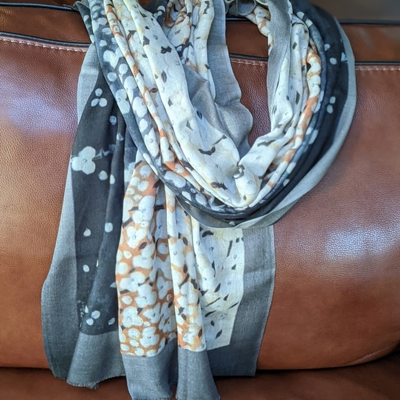 CASHMERE SCARF/WRAP - Picture 2 of 6